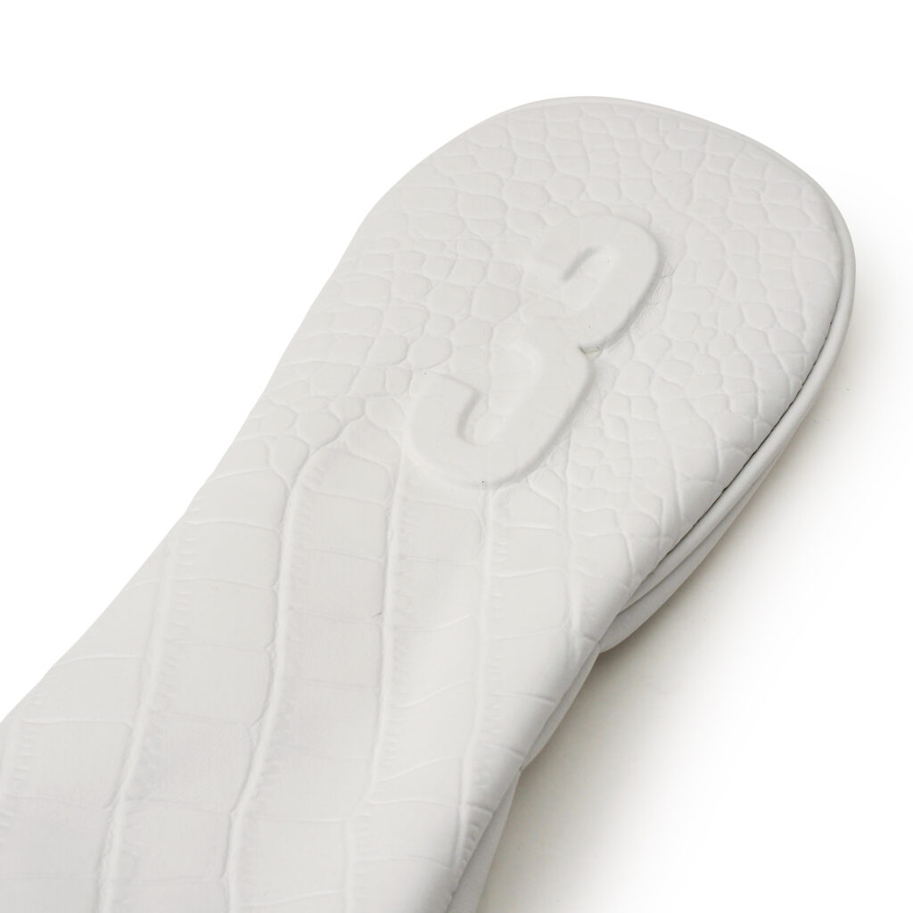 LUX HEADCOVER – EMBOSSED（HC1123） サムネイル写真1